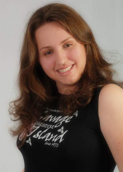 Date this stunning Brazil girl PetuliaPOliveir from Porto Alegre BR1199