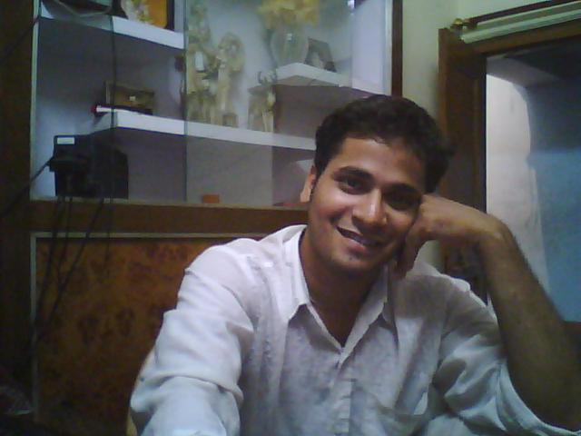 Date this nice looking India man Pankaj from Lucknow IN49