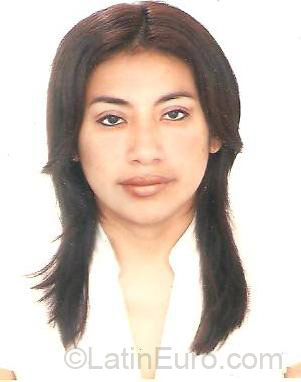 Date this attractive Peru girl Yessica Marilu from Chiclayo PE96