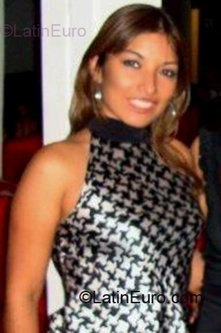 Date this good-looking Colombia girl Rocio from Cali CO959
