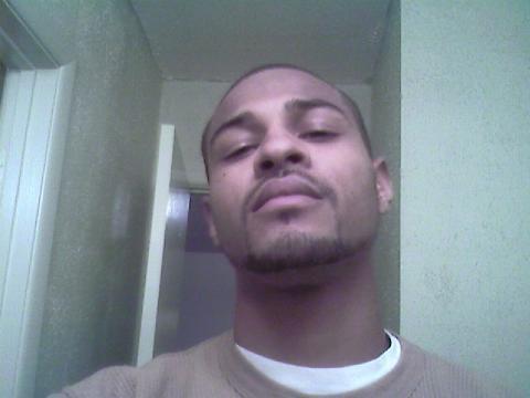 Date this passionate United States man Adrian from Lithonia US2854