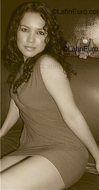 Date this charming Mexico girl Candelaria Lizbeth from Nogales MX66