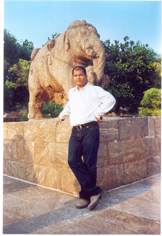 Date this foxy India man Rahul from New Delhi IN53