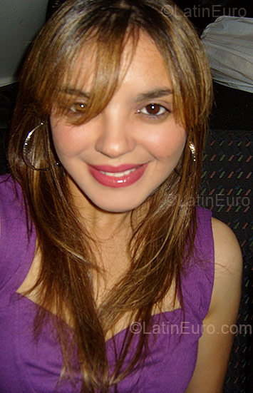 Date this foxy Brazil girl Erika from Sao Paulo BR1332