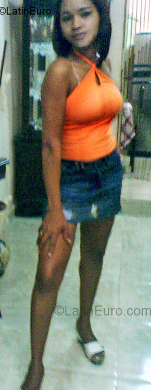 Date this sensual Dominican Republic girl Milly Joseline from Santo Domingo DO1207