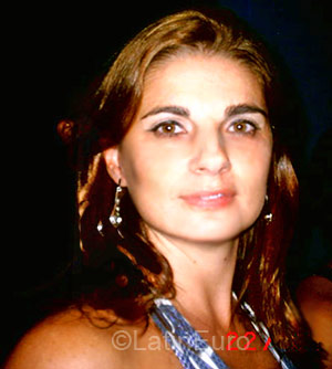 Date this gorgeous Brazil girl Ana Paula from Recife BR1437