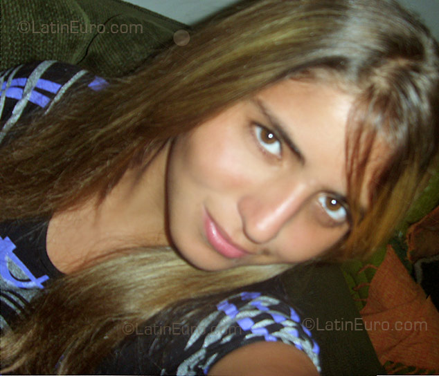 Date this foxy Brazil girl Danieli from Fatima Do Sul BR1446