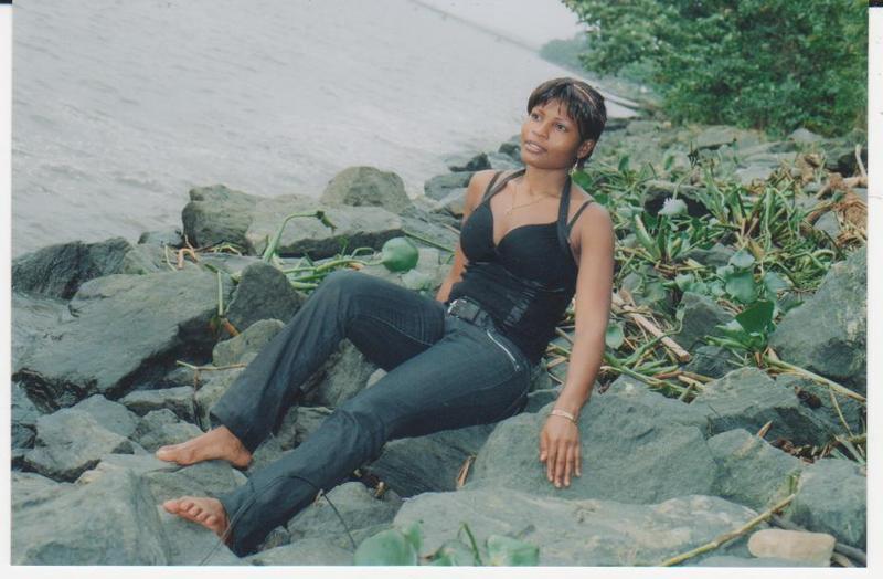 Date this fun Cameroon girl Marre from Douala CM23