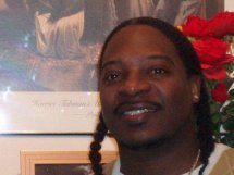 Date this pretty United States man Maurice from Tacoma US3464