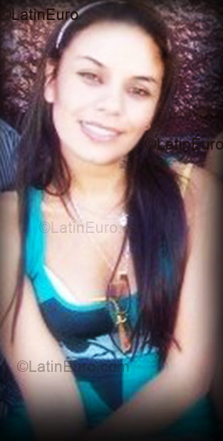 Date this good-looking Colombia girl Patricia from Bogota CO1264