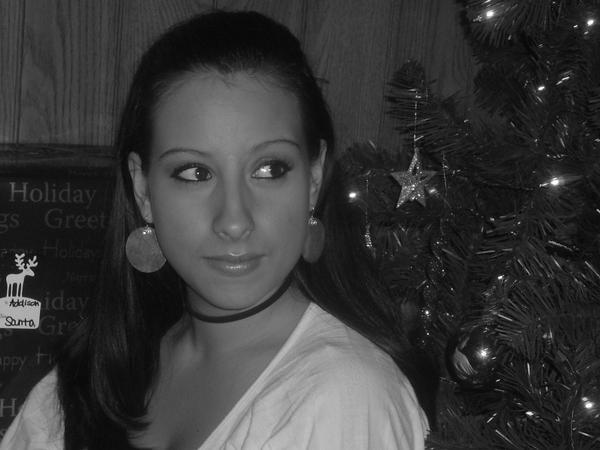 Date this foxy Lebanon girl Sexyfish from Cotonou LB4