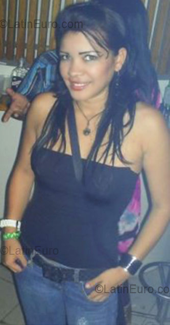Date this hot Colombia girl Mary from Bogota CO1354