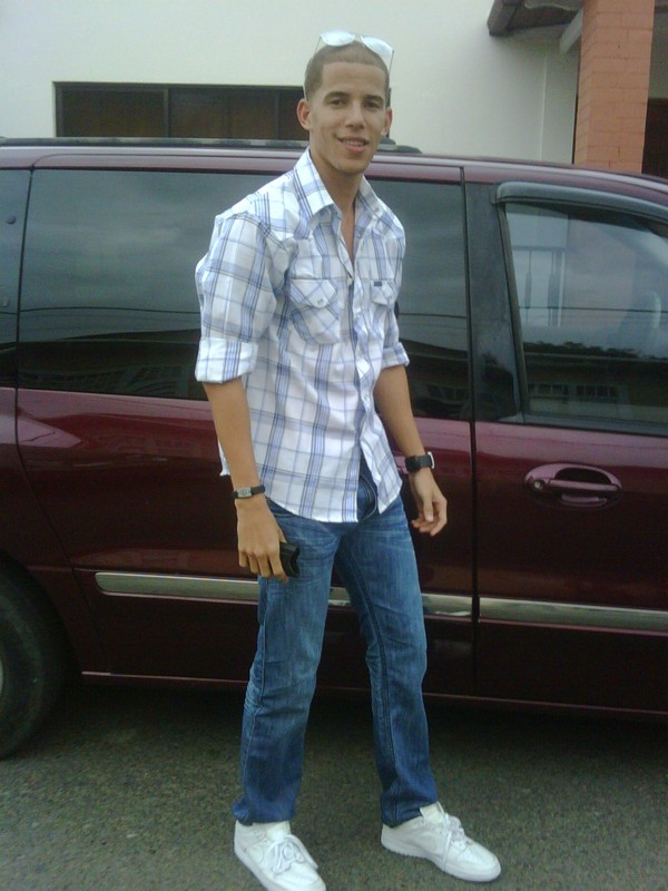 Date this lovely Dominican Republic man Hector from Santiago DO1531