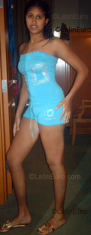 Date this good-looking Dominican Republic girl Yanirita from Santo Domingo DO1582