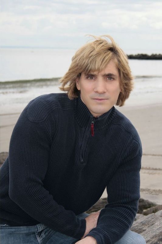 Date this delightful United States man J_oshear from Bedford US3762