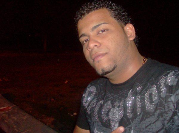 Date this foxy Dominican Republic man Yefersson from Santo Domingo D.n DO1583