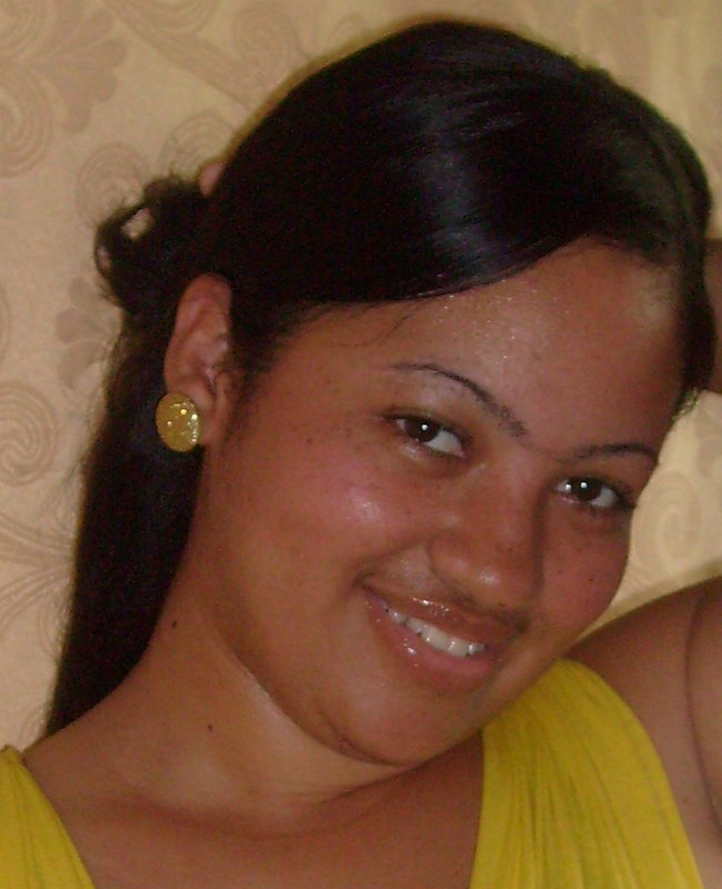 Date this gorgeous Dominican Republic girl Estrella from Santo Domingo DO1586