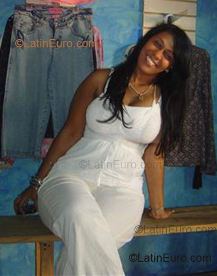 Date this lovely Dominican Republic girl Elisabeth from Santiago DO1592