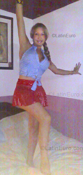 Date this cute Colombia girl Leidi Johana from Bogota CO1444