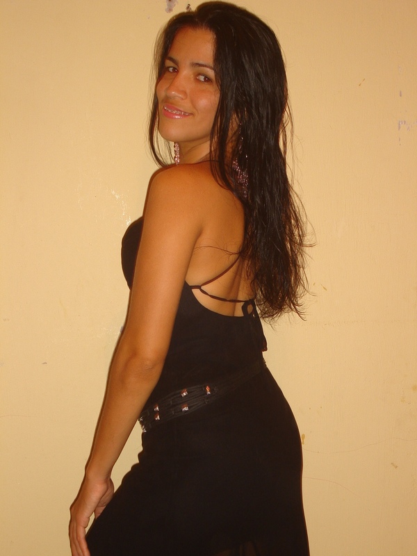 Date this happy Brazil girl Renata from Rio De Janeiro BR1699