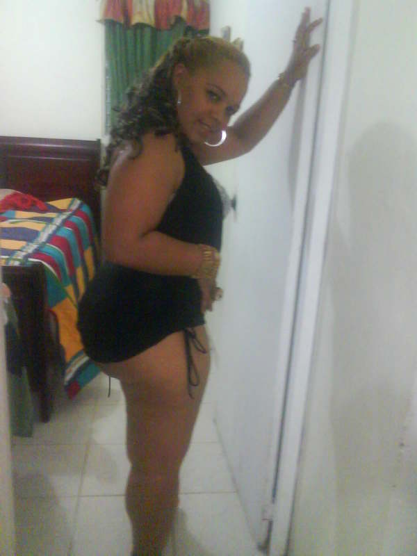 Date this pretty Dominican Republic girl La from Santiago DO1674