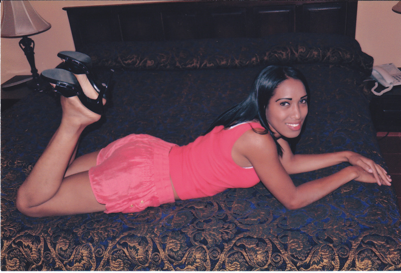 Date this good-looking Dominican Republic girl Altagracia from Dominican Republic DO1700