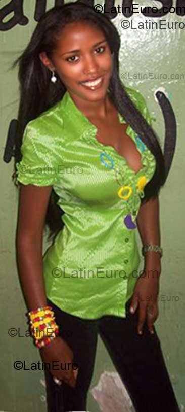 Date this cute Dominican Republic girl Rosa Esther from Santo Domingo Norte DO1789