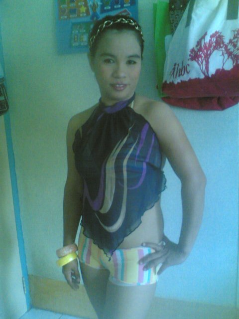 Date this sensual Philippines girl Jocelyn from Pasig PH243