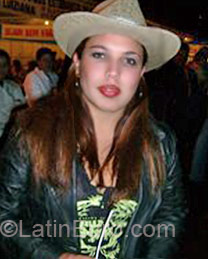 Date this young Brazil girl Vania from Campo Mourao BR1859