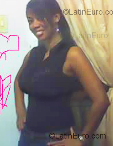 Date this gorgeous Colombia girl Gloria from Cali CO1760