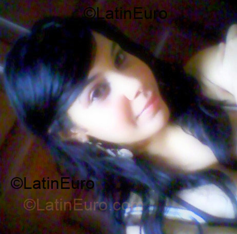 Date this delightful Dominican Republic girl Julia from La Vega DO2145