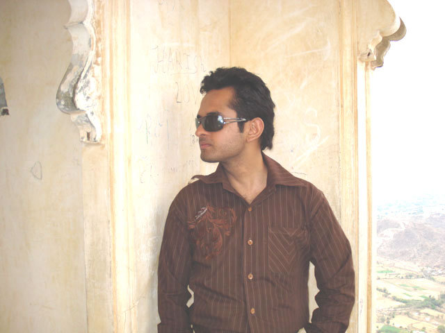 Date this good-looking India man Anupam from Udaipur IN78