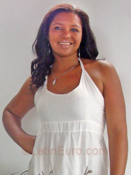 Date this athletic Brazil girl Valeria from Ilheus BR1946