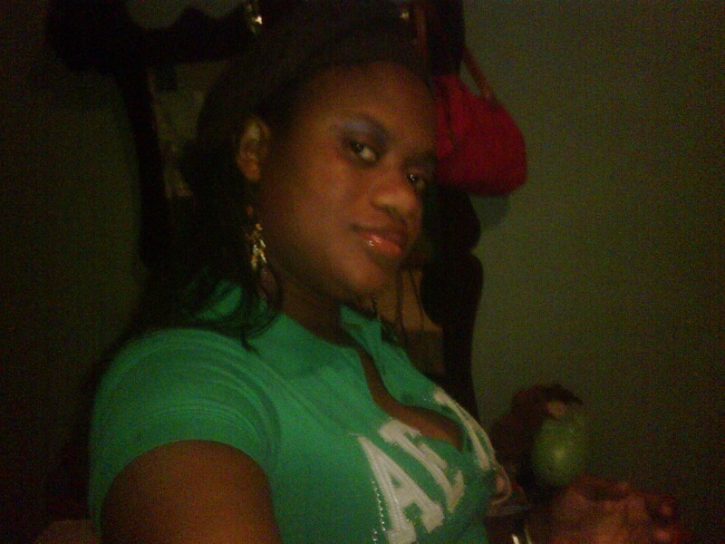 Date this good-looking Jamaica girl Venisa from Montego Bay JM61