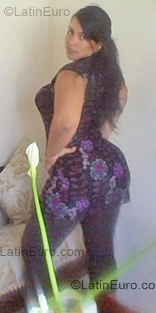 Date this delightful Dominican Republic girl Elaine from Cotui DO2271