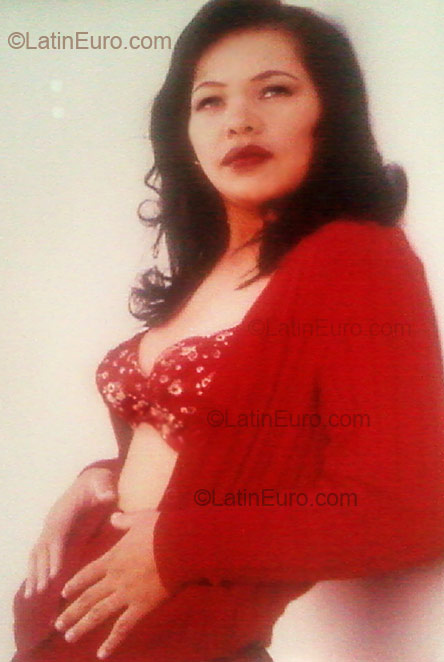 Date this hard body Brazil girl Augusta from Ribeirao Preto BR2070