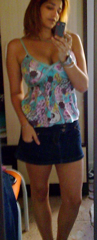Date this good-looking Brazil girl Raquel Simone from Recife BR2110