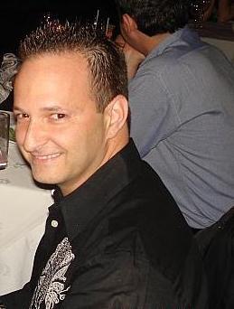 Date this charming United States man Brian from Tama US4955
