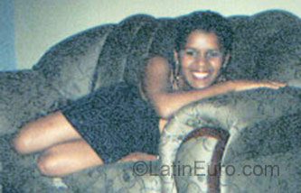 Date this gorgeous Brazil girl Raquel from Santa Luzia BR2175