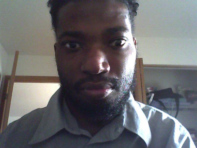 Date this fun United States man Lewis from Coonrapids US5214
