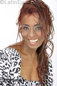 Date this funny Brazil girl Cleise from Sao Paulo BR5551