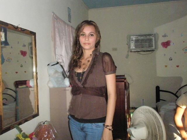 Date this hot Honduras girl Claudia from San Pedro Sula HN56