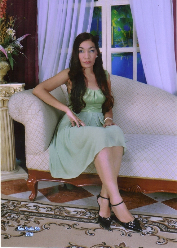 Date this cute Dominican Republic girl Emma josefina from Santo Domingo DO3354