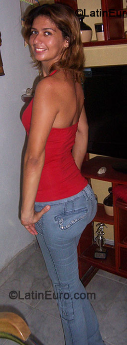 Date this passionate Colombia girl Heidy from Barranquilla CO2999