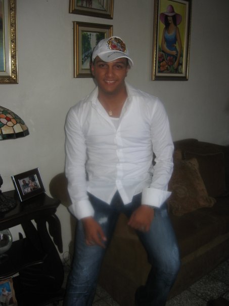 Date this nice looking Dominican Republic man Vladimirrodri from Republica Dominicana DO3500