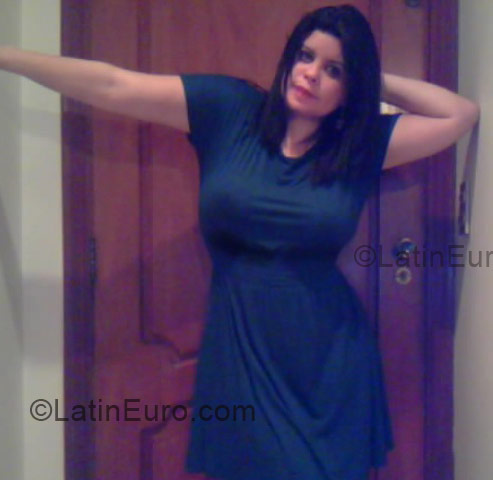Date this happy Brazil girl Izabel Cristina from Sao Paulo BR5646