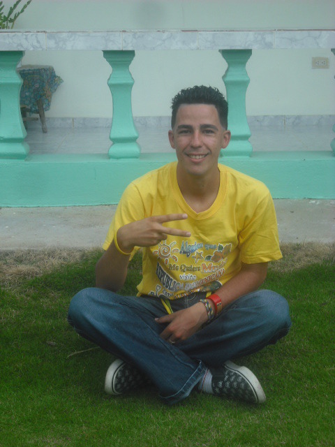 Date this athletic Dominican Republic man Luis from Santiago DO3653