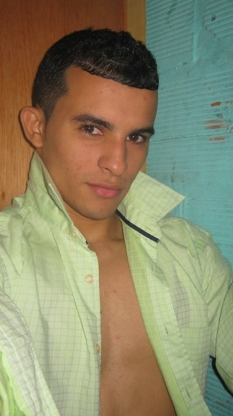 Date this voluptuous Colombia man Andres22 from Barranquilla CO3264
