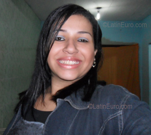 Date this stunning Brazil girl Manddy from Sao Goncalo BR2548