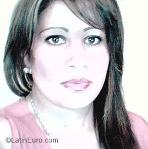 Date this gorgeous Colombia girl JULIANA from Bogota CO3375